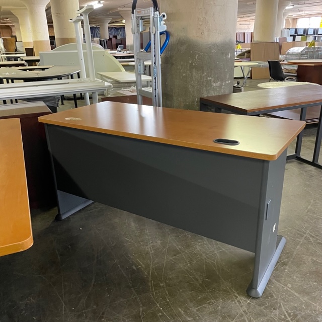 Used Office Desks and Workstations For Sale in Ohio Office Furniture