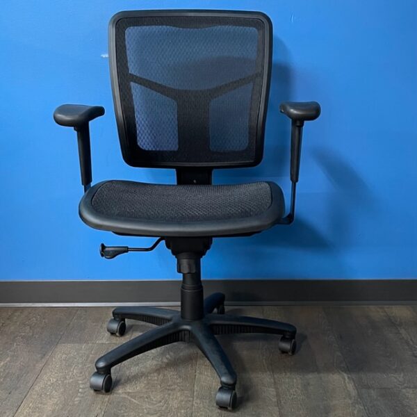 New Work Smart Manager's Chair
