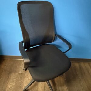 New Mesh Back Conference Room Chair