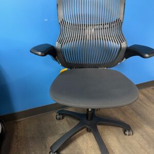 Knoll Generation chair in black.