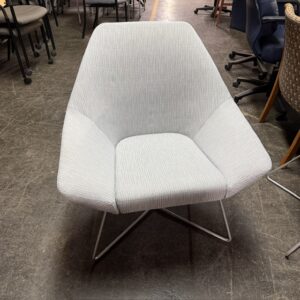 9-5 Lobby Chair